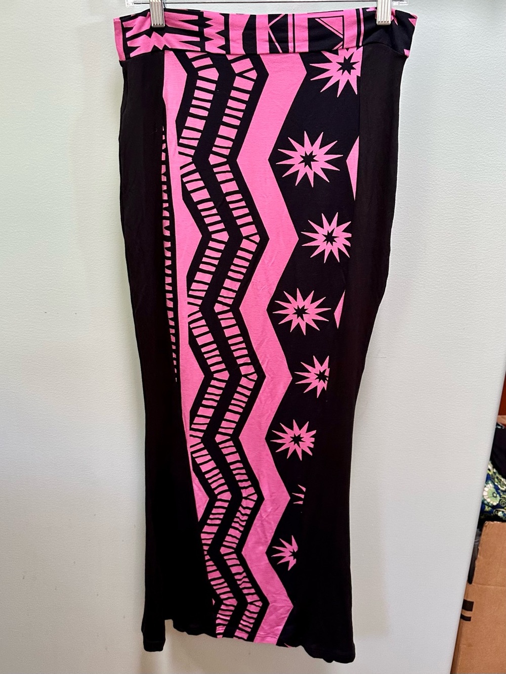 Missing Polynesia Long Skirt Size 1 Waist 28” Waist To Hem 39” Stretch Comfy NWT